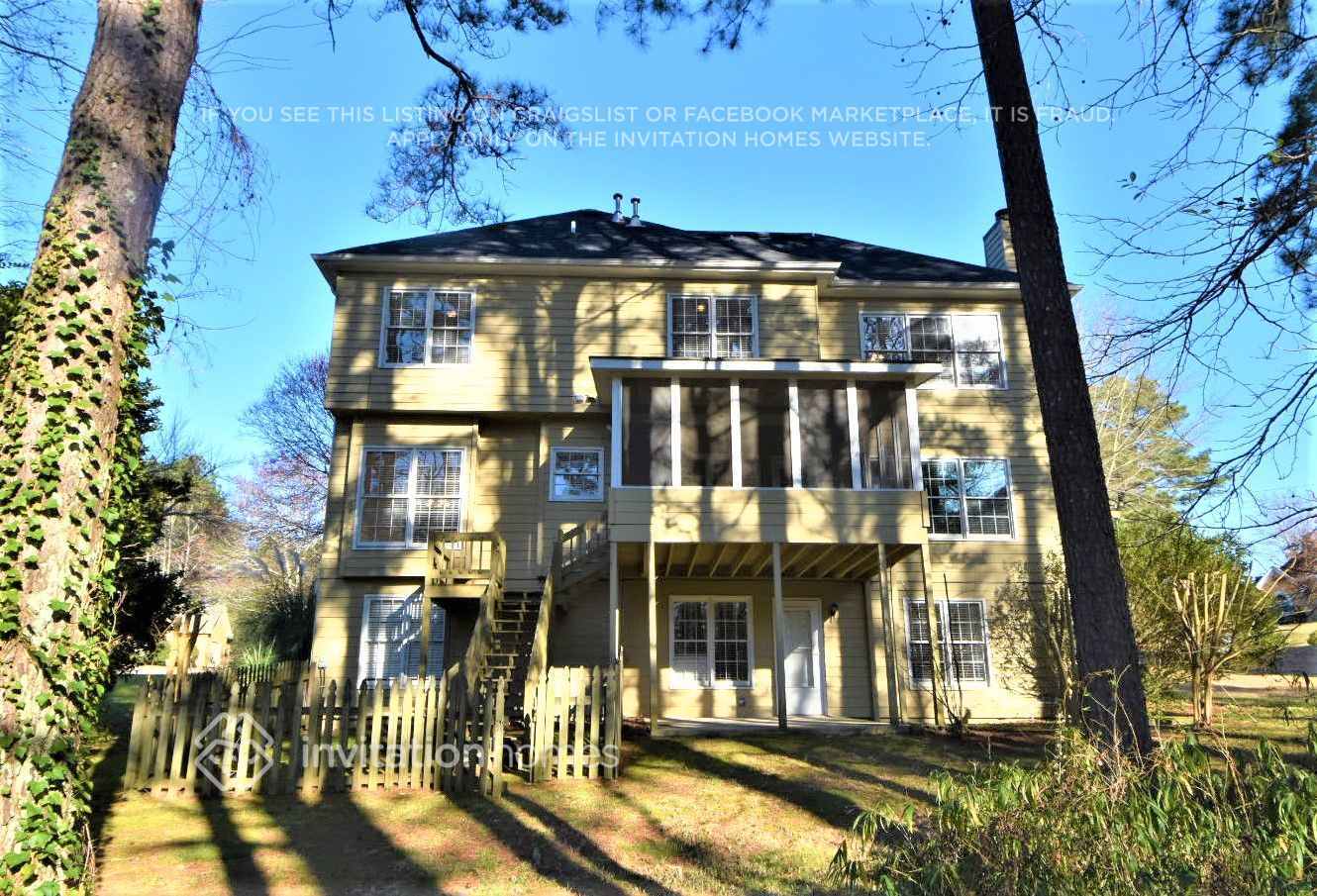 Building Photo - 3443 Kenilworth Ct