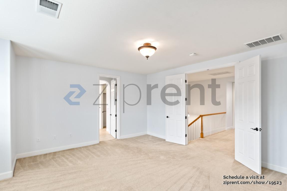 Building Photo - 1265 Royal Creek Ct