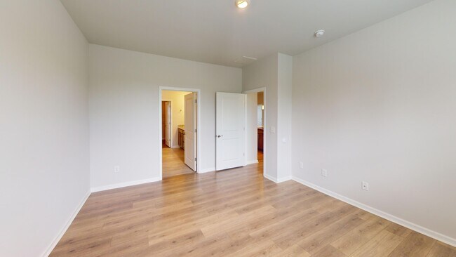 Building Photo - 4415 Sapphire Ct