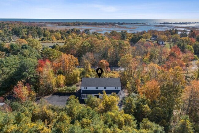 Building Photo - 16 Blacksmith Rd