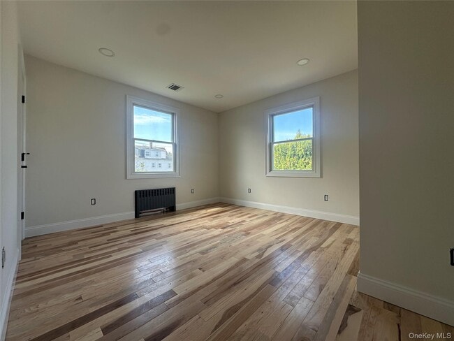 Building Photo - 1 Alvin St