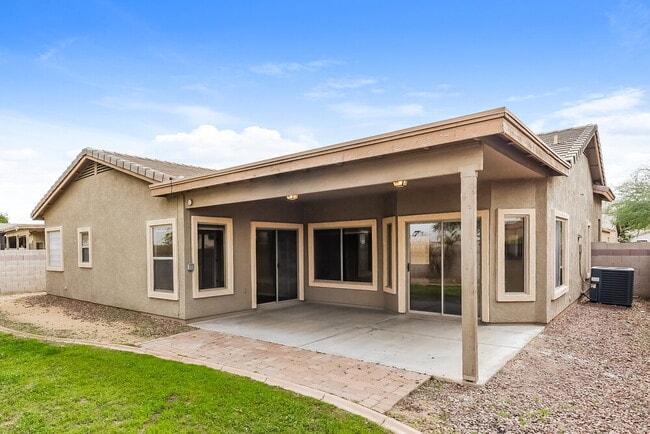 Building Photo - 5128 W Grenadine Rd