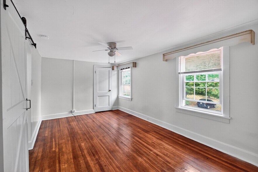 Building Photo - 3016 Grayson Ave