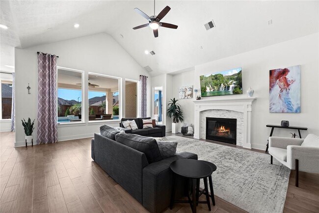 Building Photo - 1707 Brea Rdg Trl