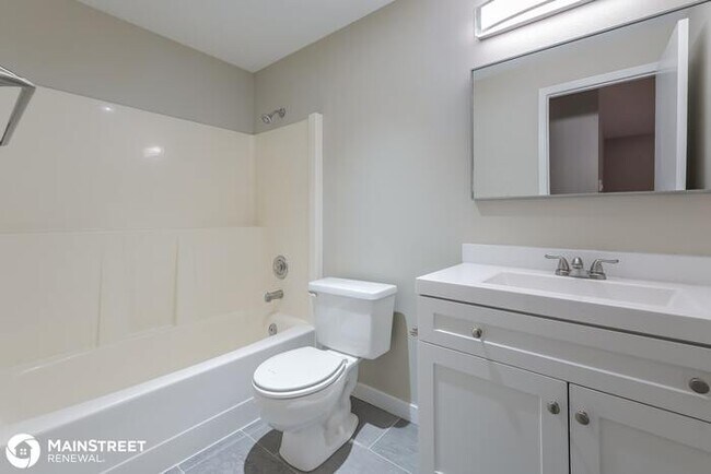 Building Photo - 12009 163rd St Ct E