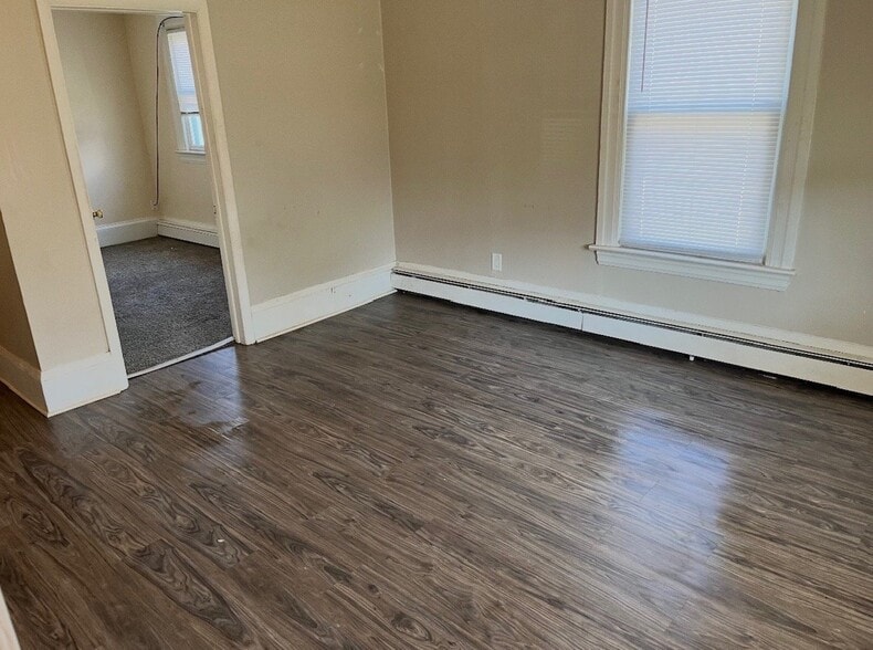 Building Photo - 800 2nd St