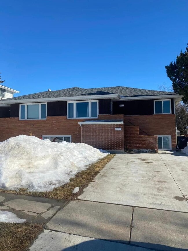 Building Photo - 1109 N18th Triplex