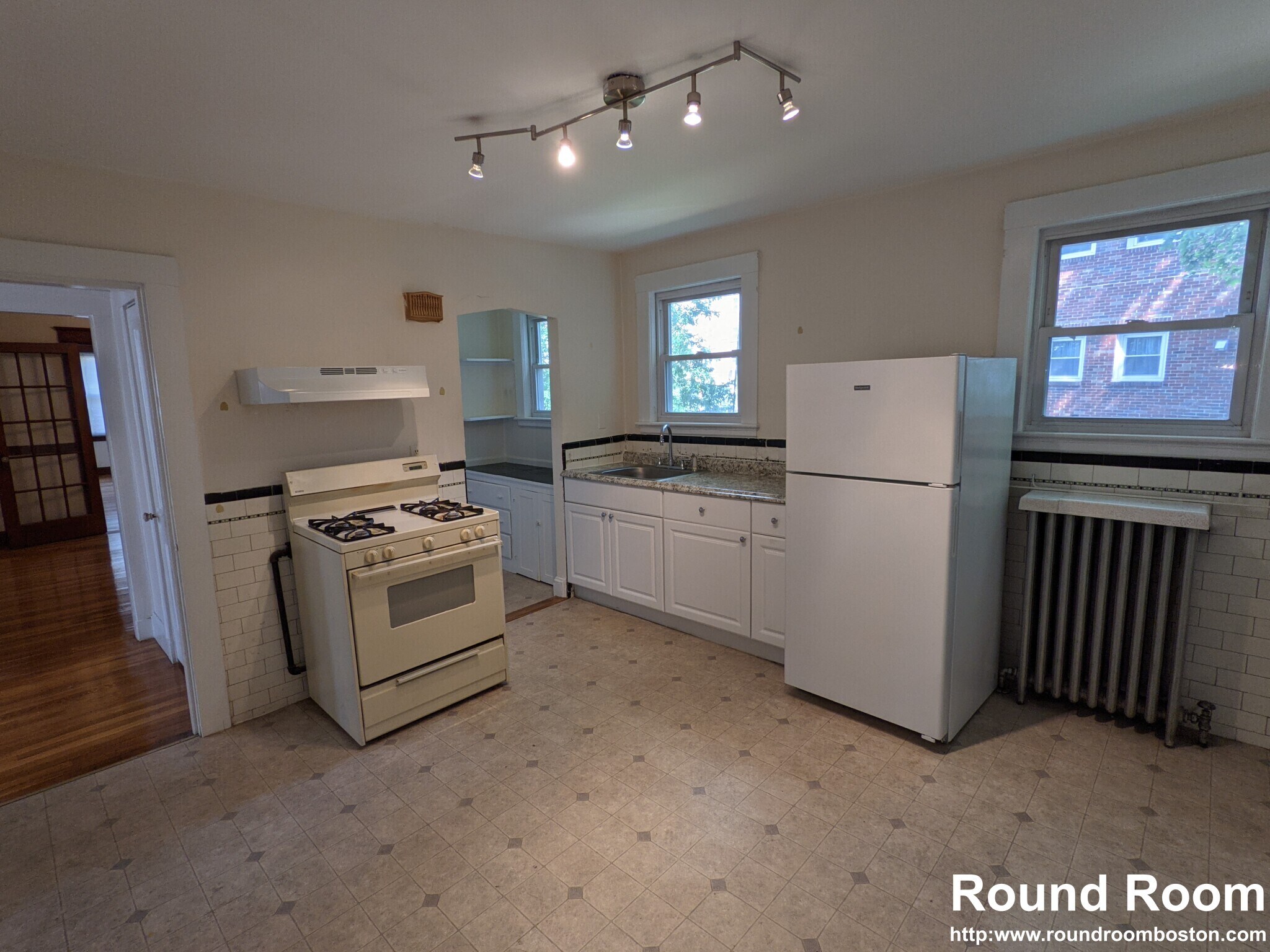 Building Photo - 74 Colborne Rd