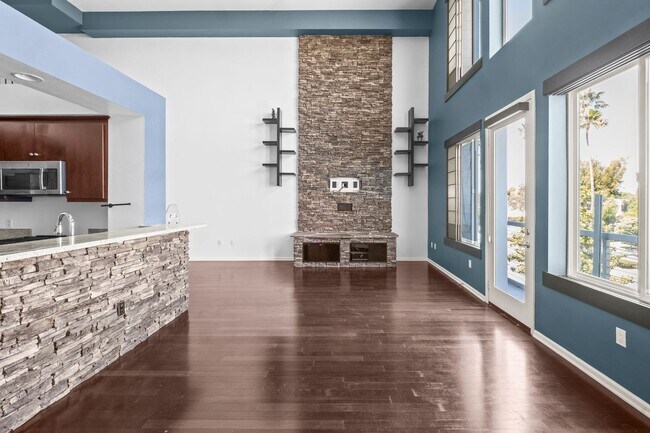 Building Photo - 2 Bedroom + 2 Bathroom Condo | Port 121 in Seabridge | Oxnard | Unfurnished