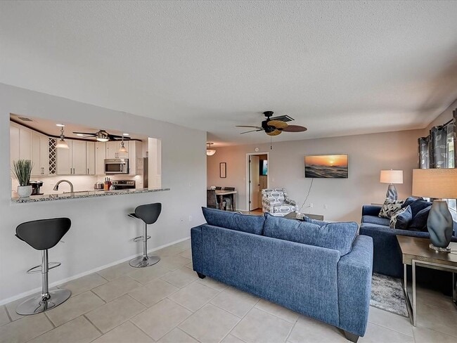 Building Photo - 10 Stone Mountain Blvd