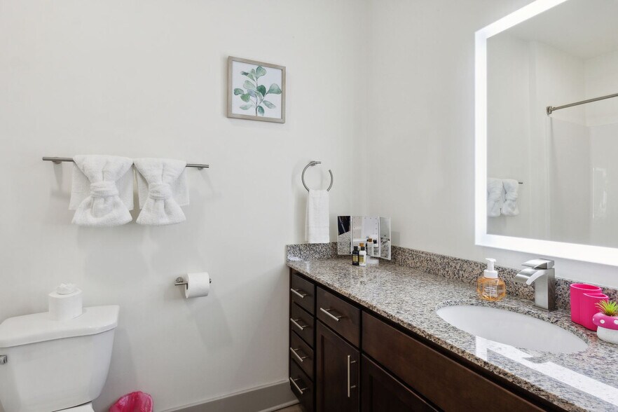 Building Photo - 11618 Vista Terrace Way-SI FL3-ID1612940P