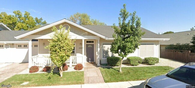 Primary Photo - Charming 3/2 Craftsman Home in The Village...