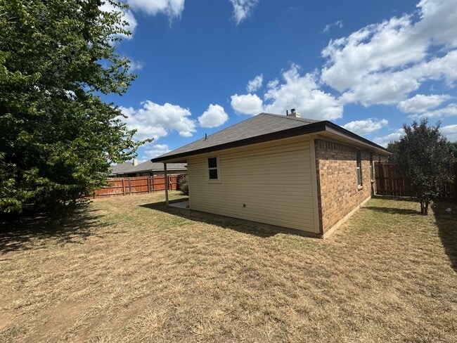 Building Photo - 6801 Deorsam Loop