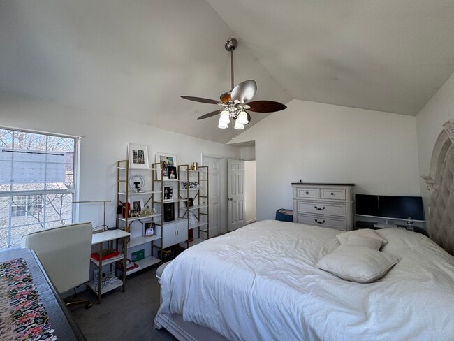 Building Photo - 4233 Rosewood Ct