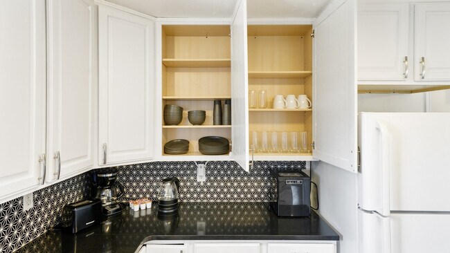 Building Photo - 423 W 1640 S