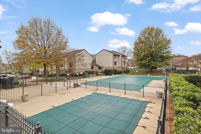 Building Photo - 1751 Westwind Way