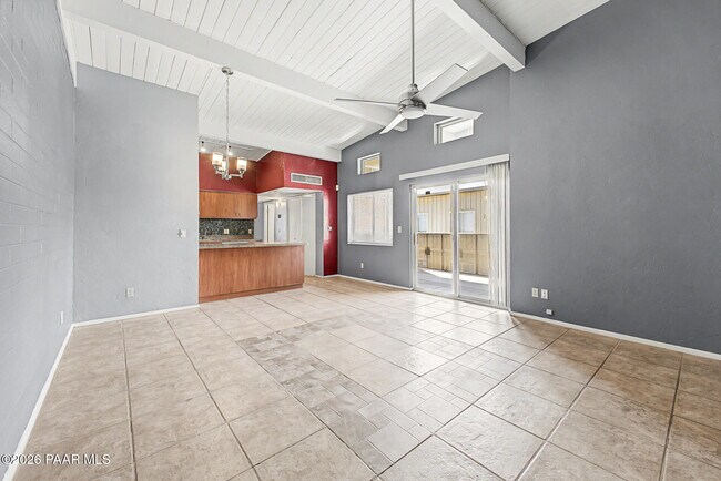 Building Photo - 2525 N Alvernon Way