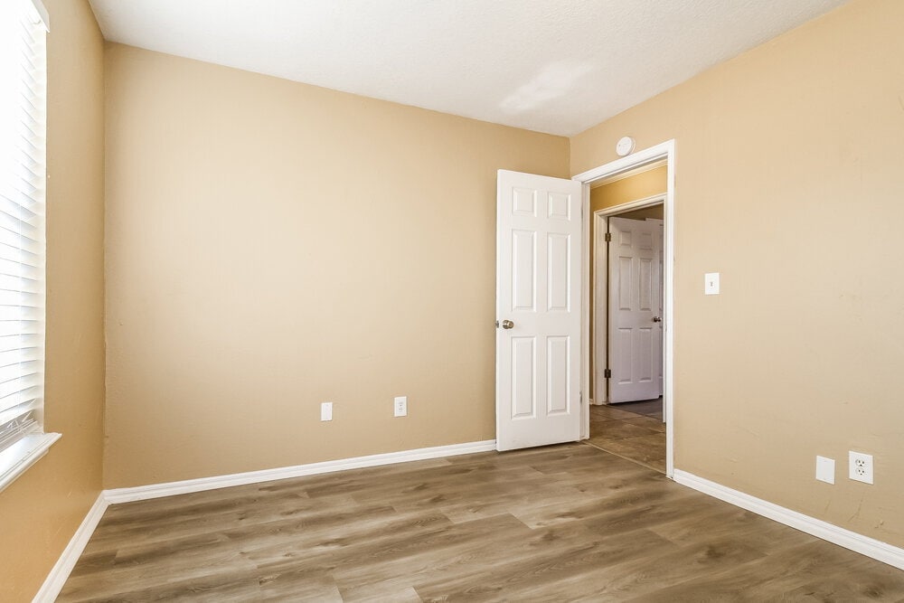 Building Photo - 2135 Jazzman Dr