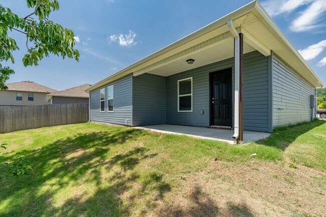 Building Photo - 3BR Home in Great Location! Close to UofA!