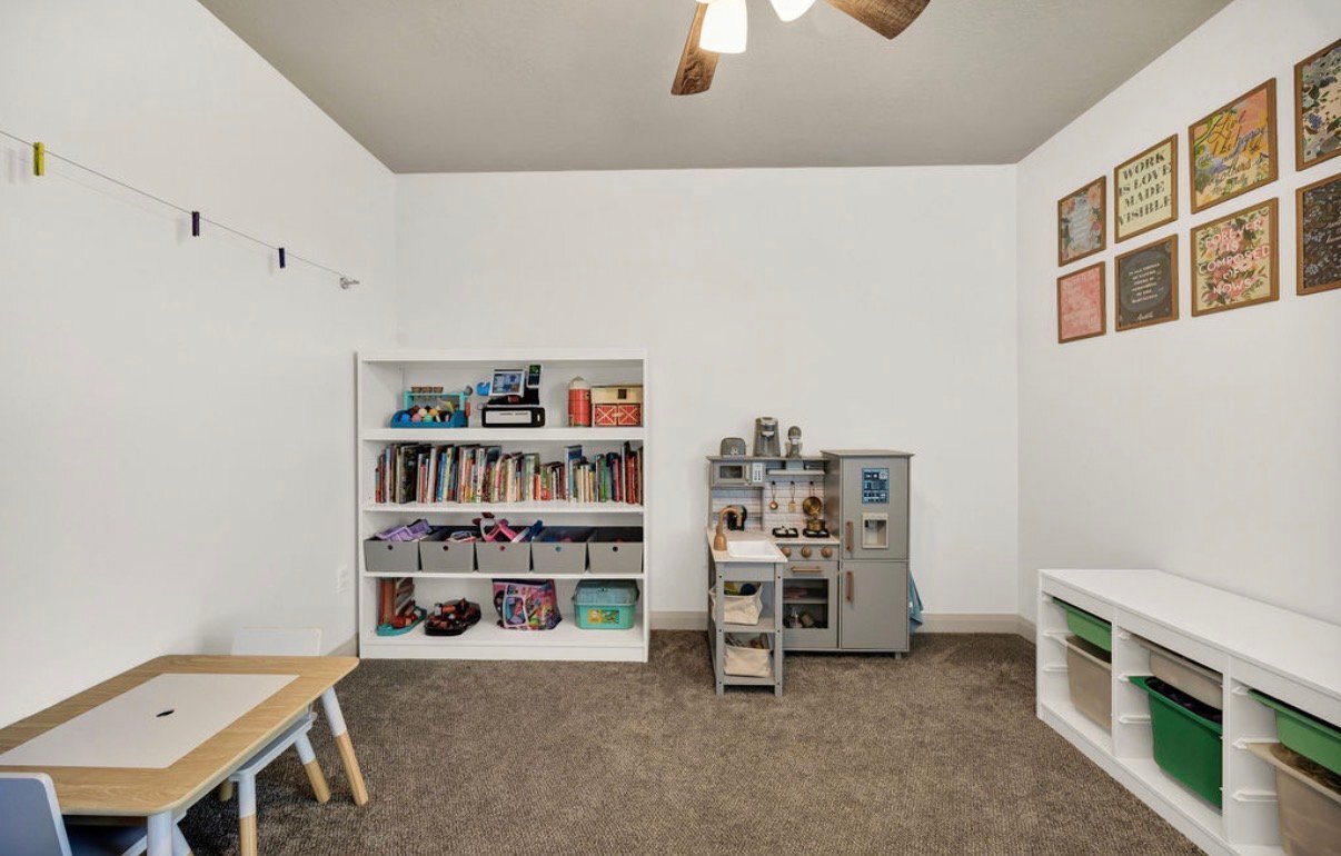 Building Photo - 3205 S 1500 W