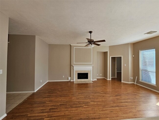 Building Photo - 4434 Grove Park Dr