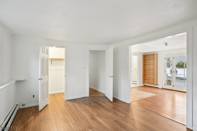 Building Photo - 254 Darlington Ave