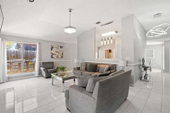 Building Photo - 8525 Mystic Trail