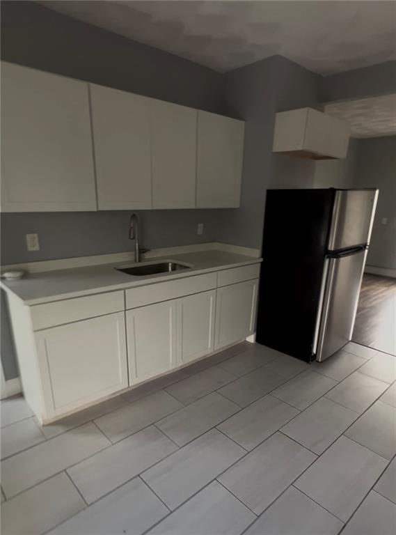 Building Photo - 8 Humes St