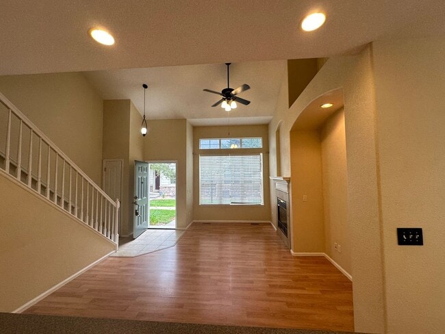 Building Photo - Beautiful 2BD/2.5BA Lafayette Home!
