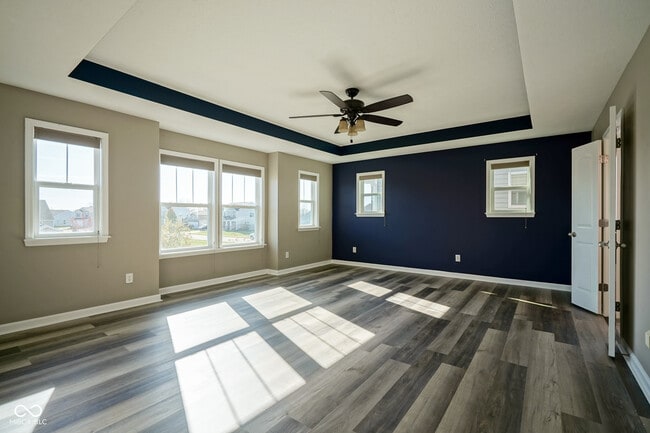 Building Photo - 5764 Bluff View Ln