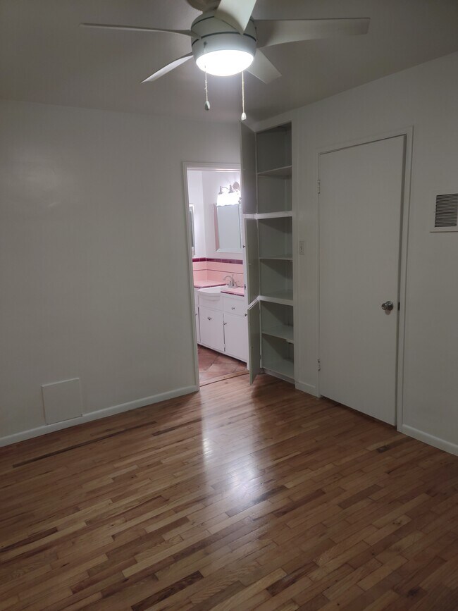 Building Photo - 5042 Sawtelle Blvd