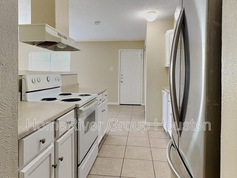 Building Photo - 5114 Shadowridge Dr
