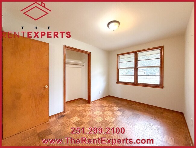 Building Photo - 5301 S David Langan Dr