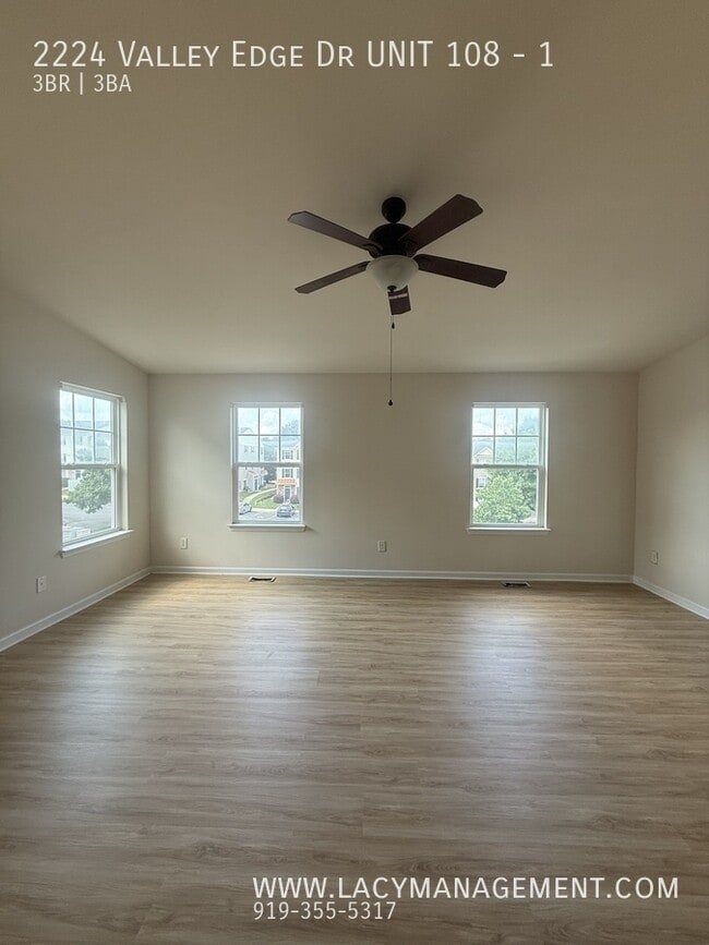 Building Photo - 2224 Valley Edge Dr