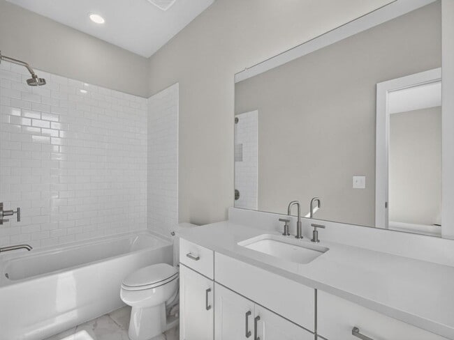 Building Photo - 1308 Koa Ct