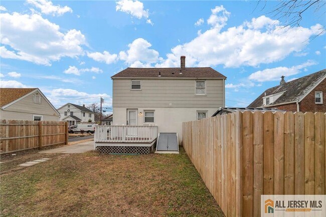 Building Photo - 119 Chinnick Ave