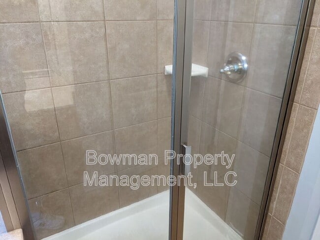 Building Photo - 503 Southern Ct