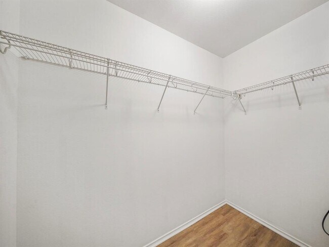 Building Photo - 526 Enchanted Springs Dr