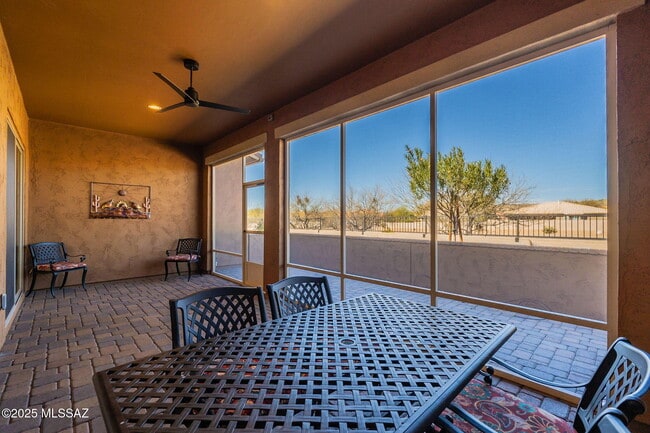 Building Photo - 39548 S Summerwood Dr