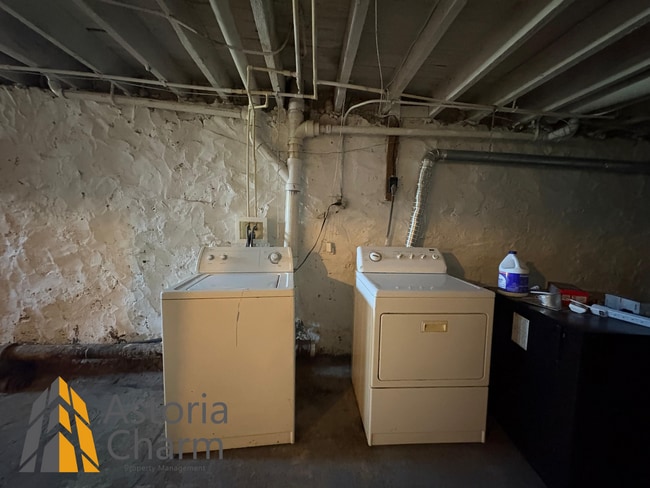 Building Photo - Live Comfortably in Hampden: 4 Bedrooms Pl...