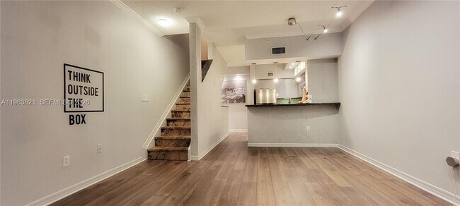 Building Photo - 2891 NE 185th St