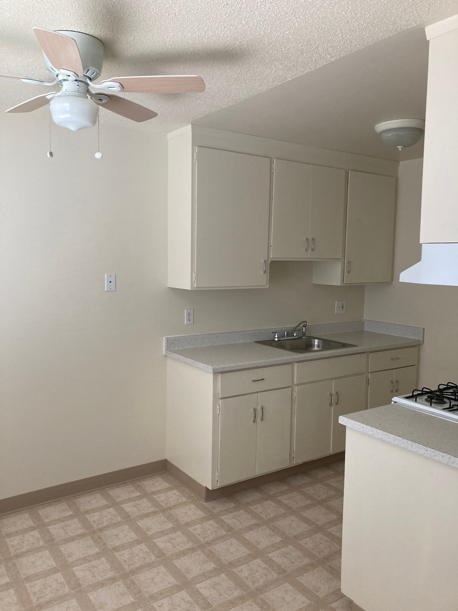 Building Photo - 1514 Lincoln Blvd