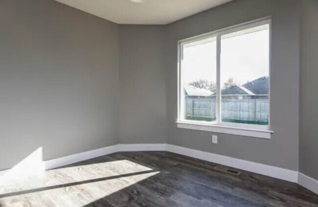 Building Photo - BRAND NEW 4 bedroom house in SW Springfield!