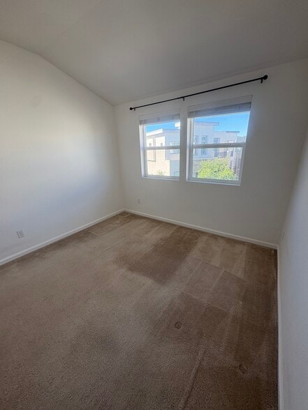 Building Photo - 5776 Sterling St