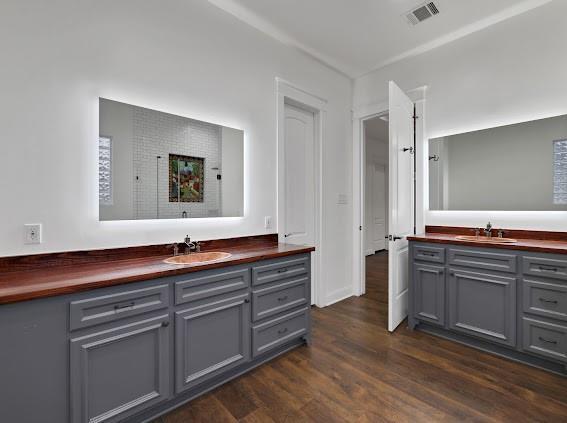 Building Photo - 1408 W 23rd St