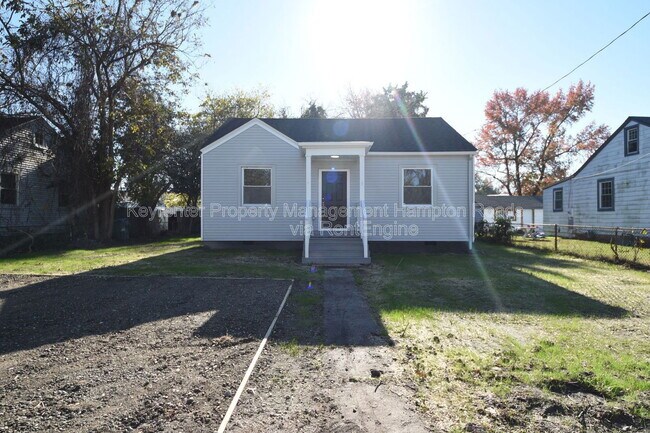 Primary Photo - 18 E Gilbert St