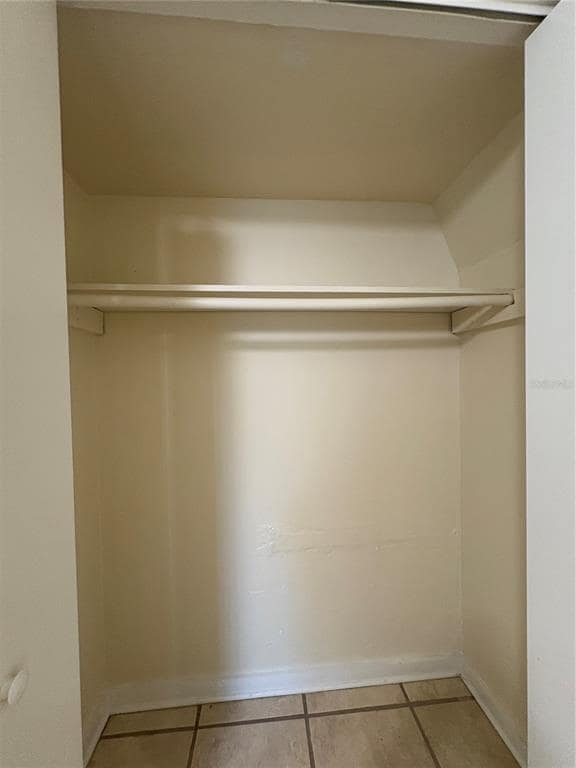 Building Photo - 4119 W La Salle St