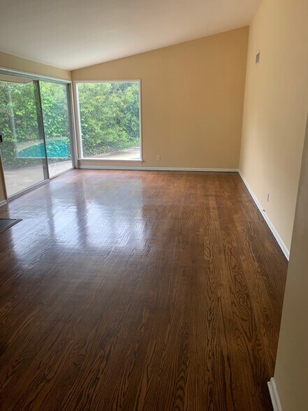 Building Photo - 3045 N Lamer St