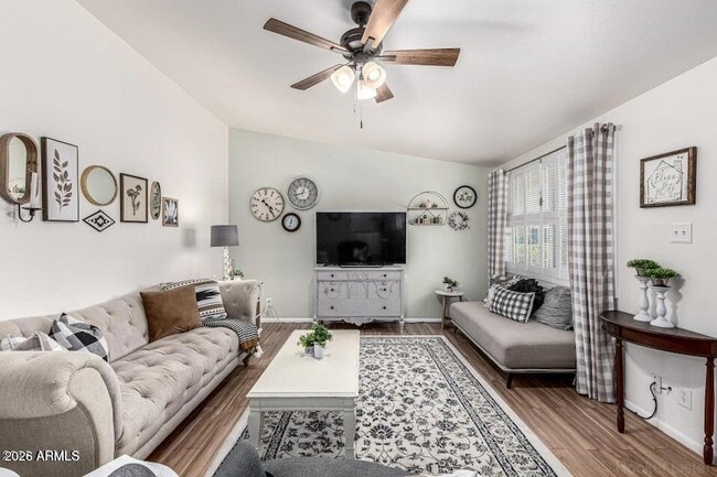 Building Photo - 10362 W Oakmont Dr