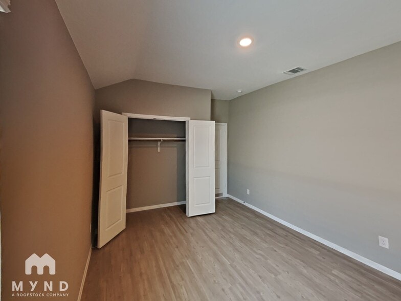 Building Photo - 4411 Revetment Way